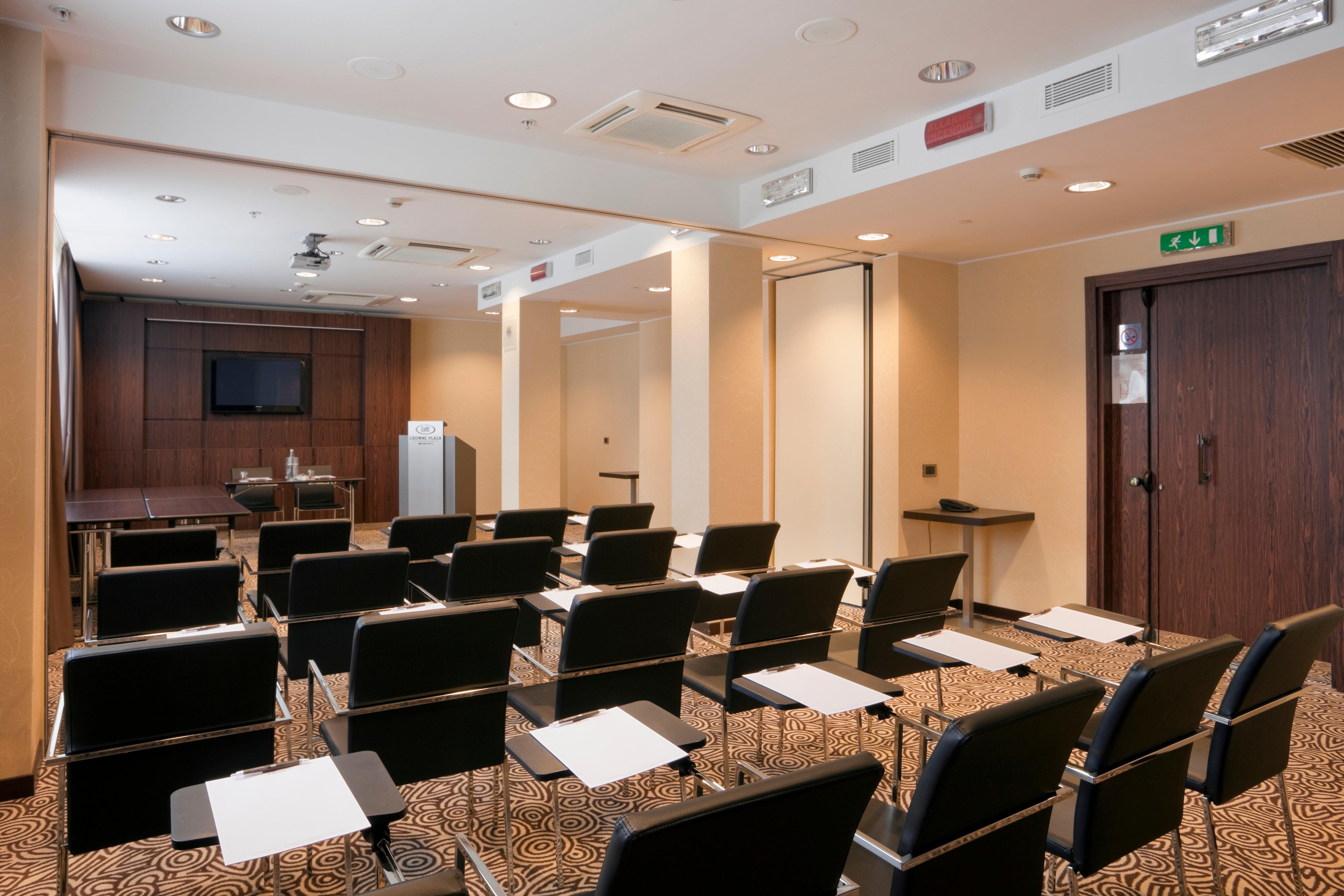 Crowne Plaza Milan City By Ihg Зручності фото