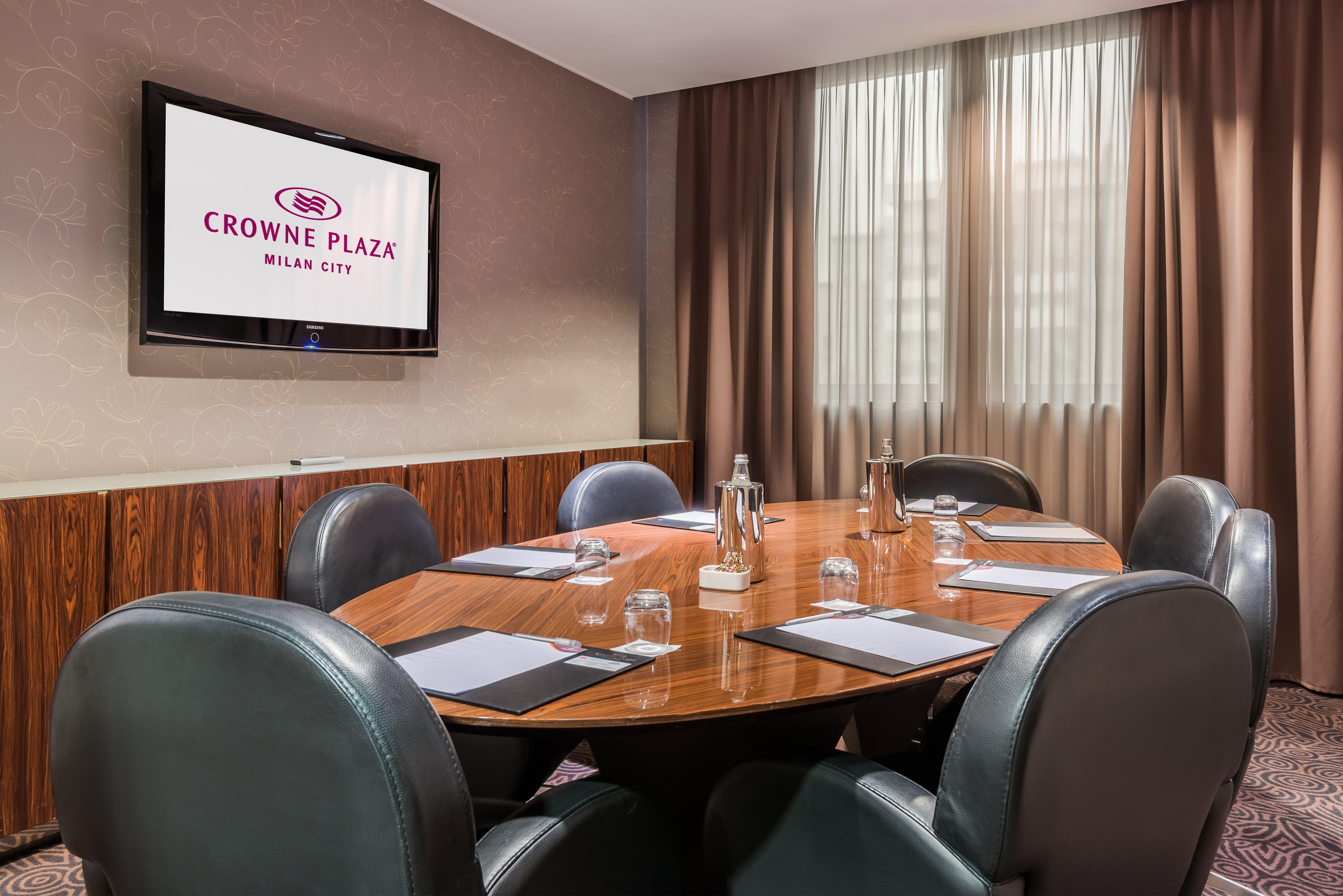 Crowne Plaza Milan City By Ihg Екстер'єр фото