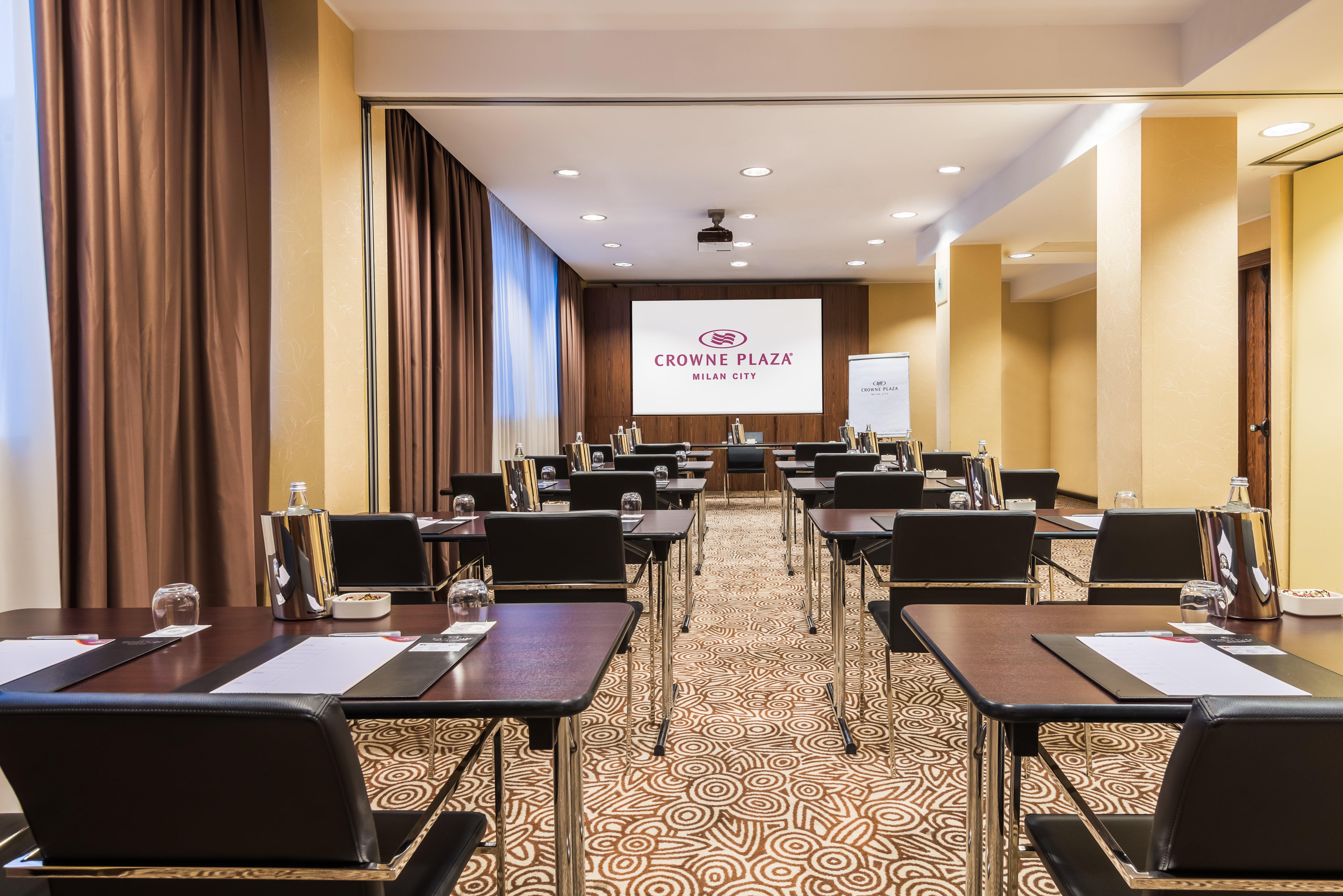 Crowne Plaza Milan City By Ihg Екстер'єр фото